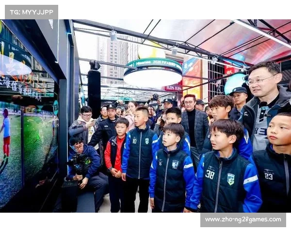 海信携手FIFA首次亮相中国世俱杯奖杯打造科技赋能体育新未来 海信携手FIFA首次亮相中国世俱杯奖杯打造科技赋能体育新未来